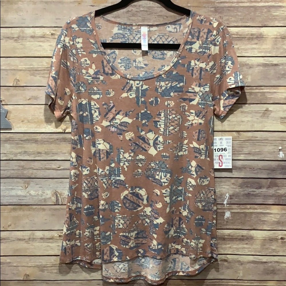 ⭐️Classic T ⭐️